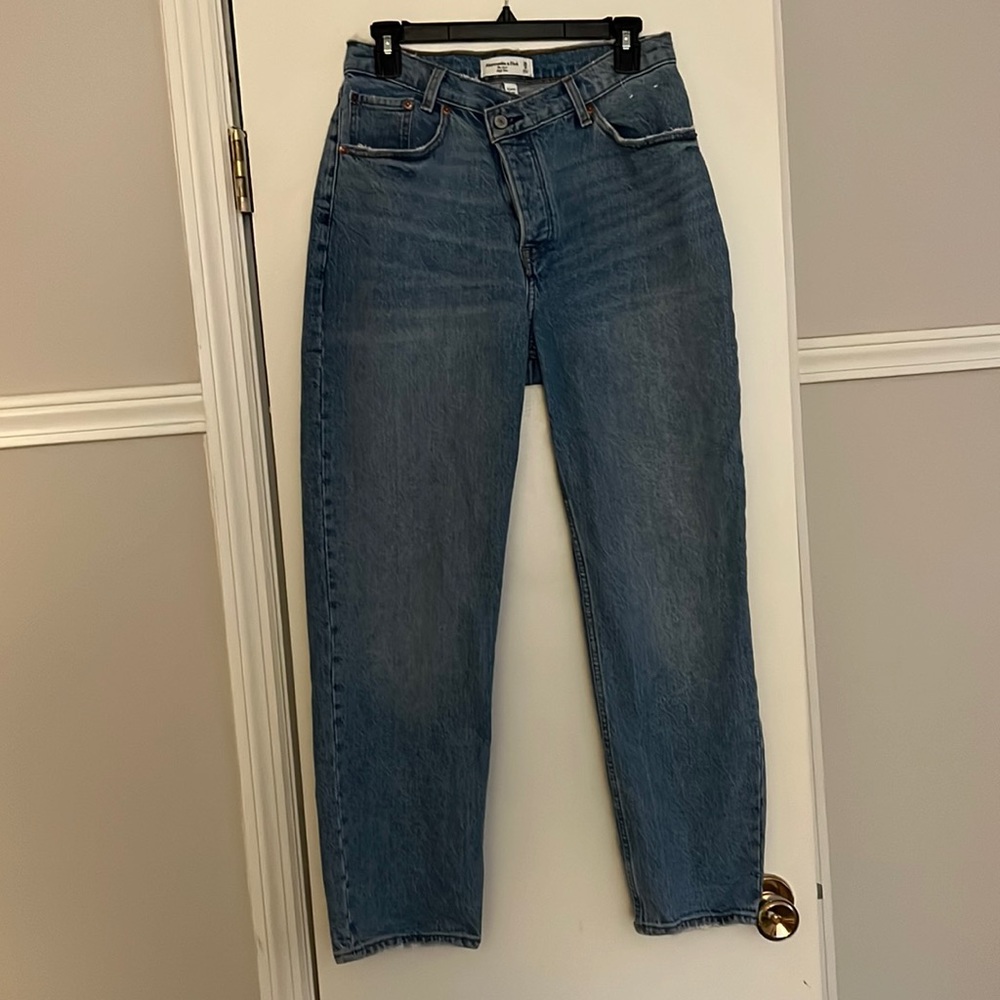 Abercrombie high rise criss cross dad jeans curve love